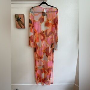 NWT Hutch Coverup